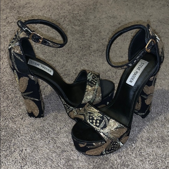 Steve Madden Heels - Picture 2 of 8